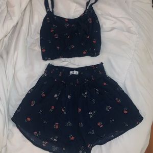 Hollister Matching 2 Piece Summer Set